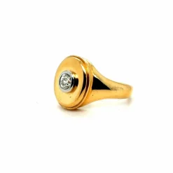 Chevalière or jaune et diamants