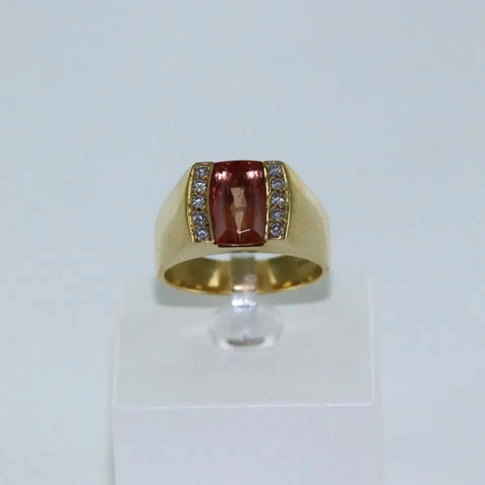 Chevalière Or jaune Topaze et Diamants