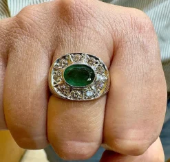 Chevalière vintage or bicolore , diamants émeraude
