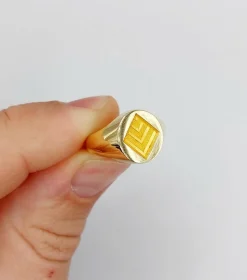 Chevalière vintage or jaune 18k armoiries française blason géométrique, sceau