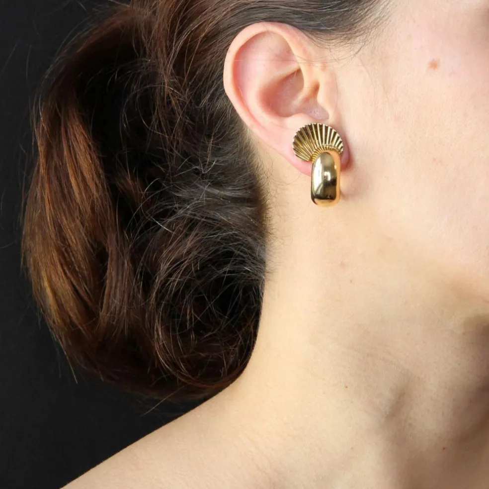 Clips d'oreilles en or rétro