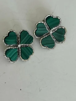Clips d'Oreilles Trèfles Or Gris Malachite Diamants