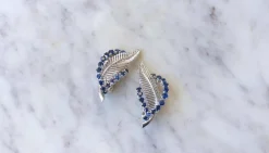 Clips Plume Or Blanc et Saphirs Années 60