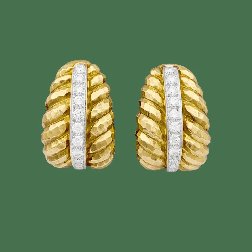Clips vintage David Webb, platine, or jaune, diamants.