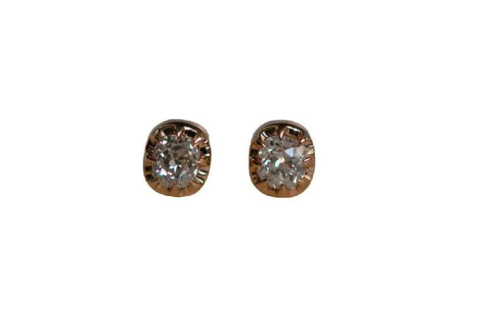 Clous d'oreilles en diamants antiques provenant d'une ancienne mine