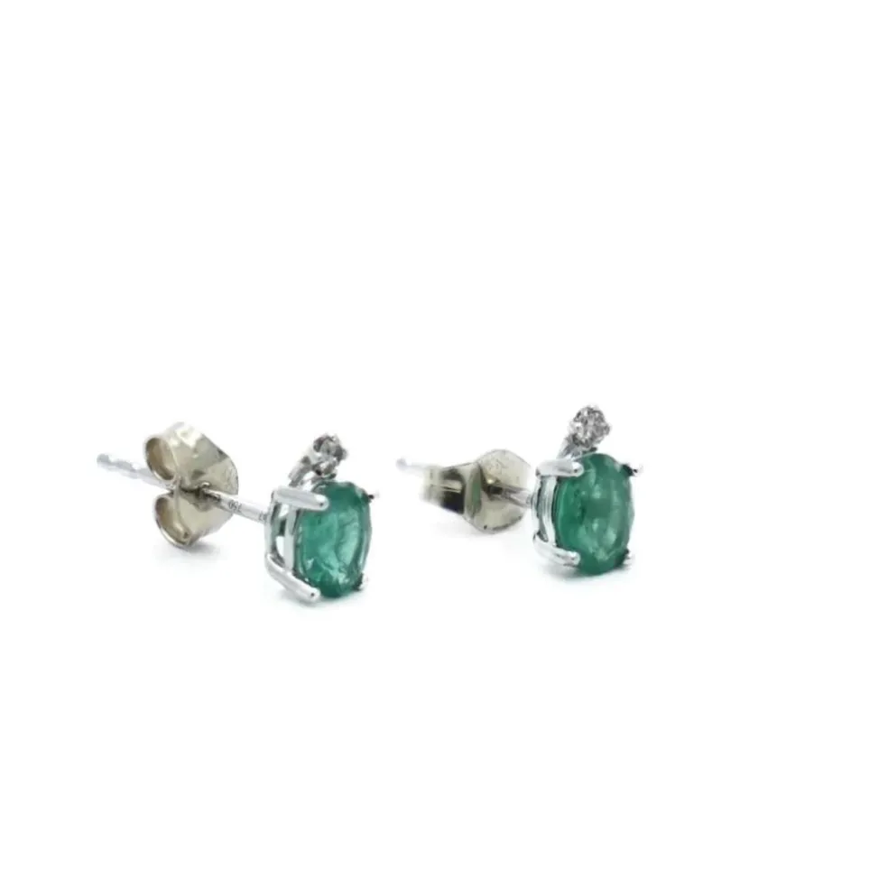 Clous d'oreilles Or gris Emeraude Diamant