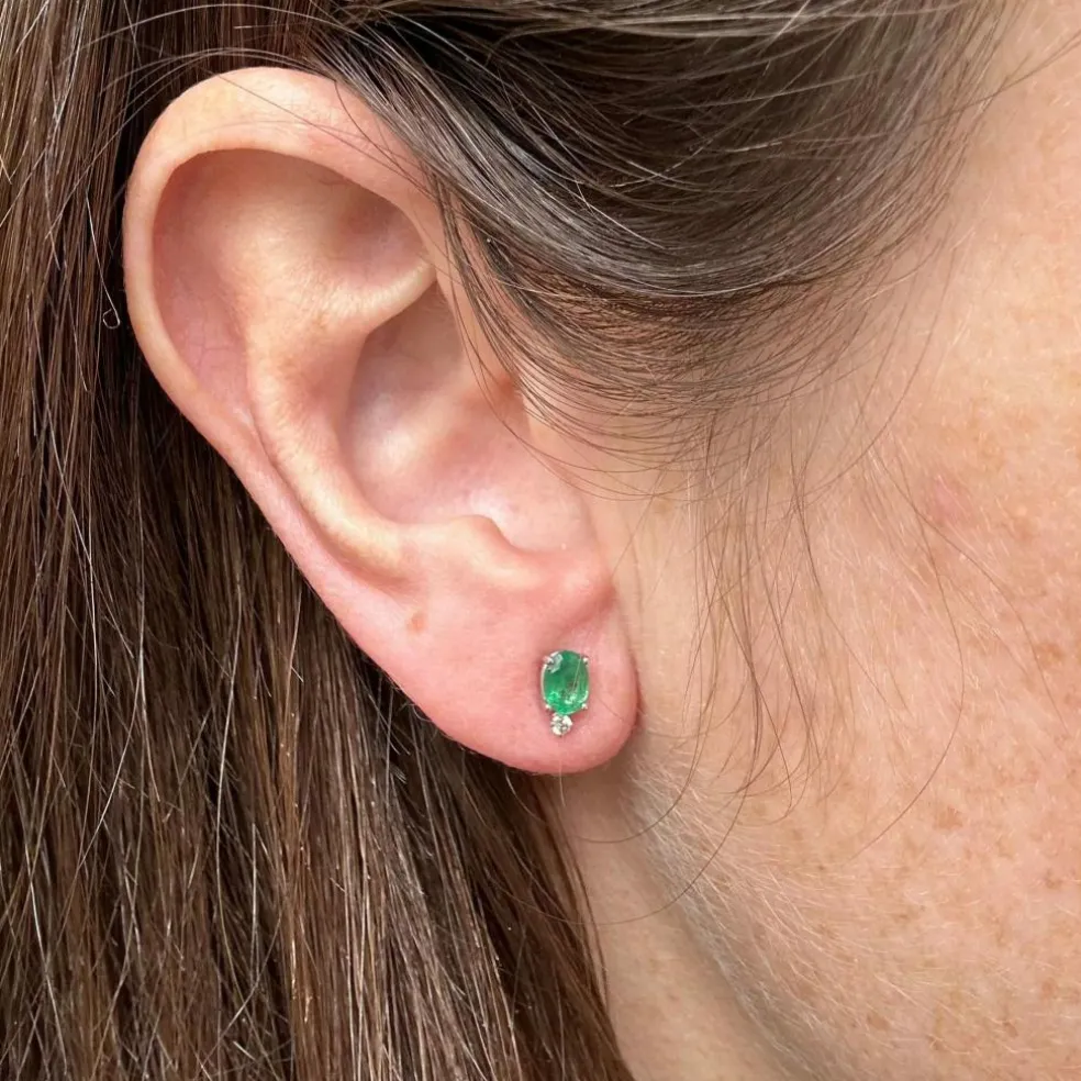 Clous d'oreilles Or gris Emeraude Diamant