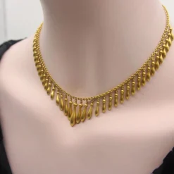 collier à franges graduées en or