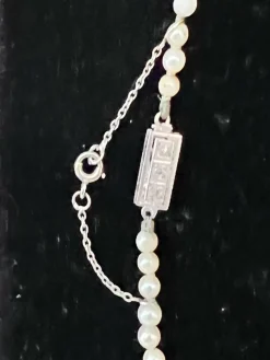 Collier 95 Perles De Culture En Chute Fermoir Or 18k Et Diamants 45 Cm