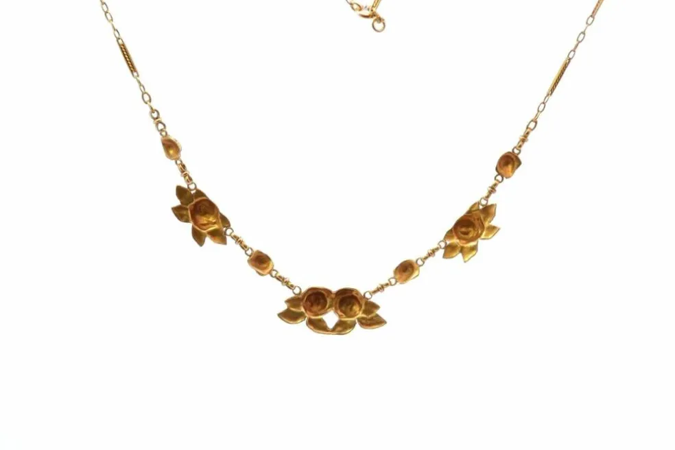 Collier ancien en or jaune 18k