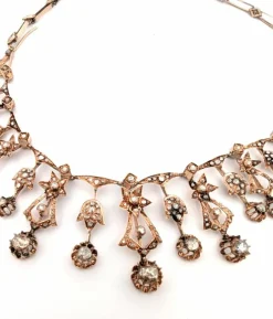 Collier ancien unique en or rose 18 carats et diamants