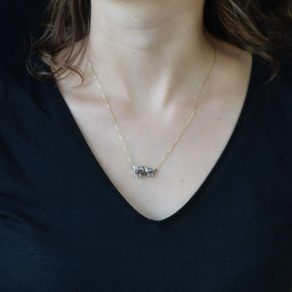 Collier ancien voiture en diamants et rubis
