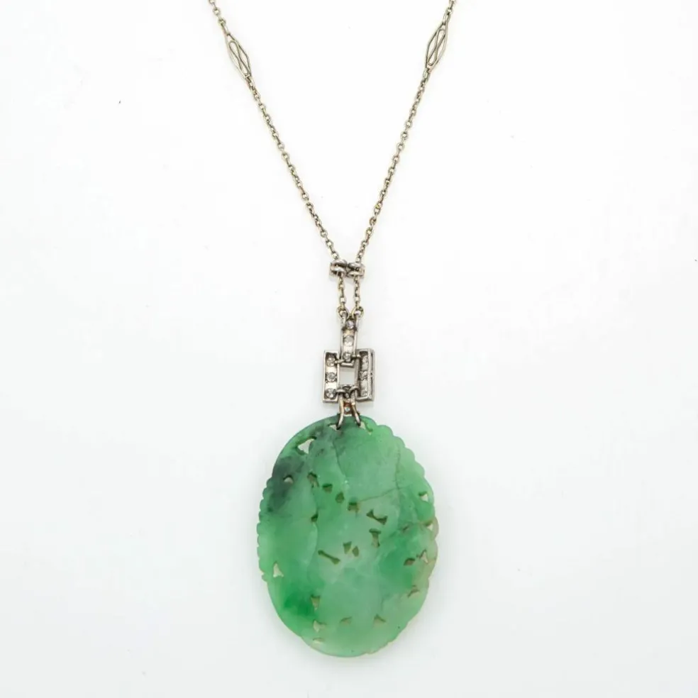 Collier Art Déco Vintage en Jade Sculpté avec Diamants et Or Platine Fleurs 16"