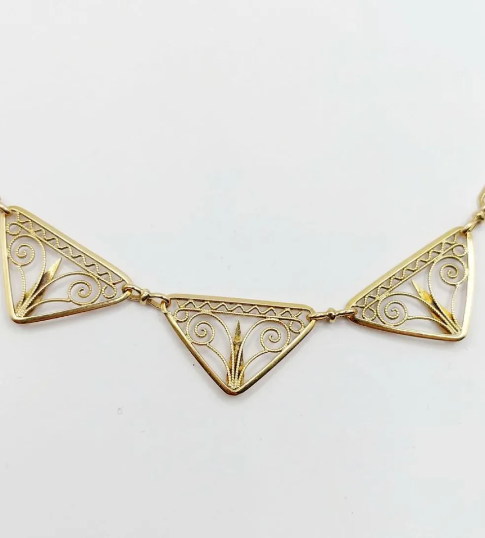 Collier Art Nouveau or jaune, motifs filigranés finement travaillés (circa 1910)