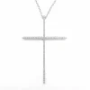 collier avec croix et diamants