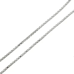 Collier avec croix et diamants