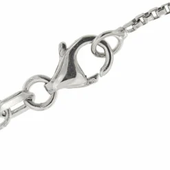 Collier avec croix et diamants