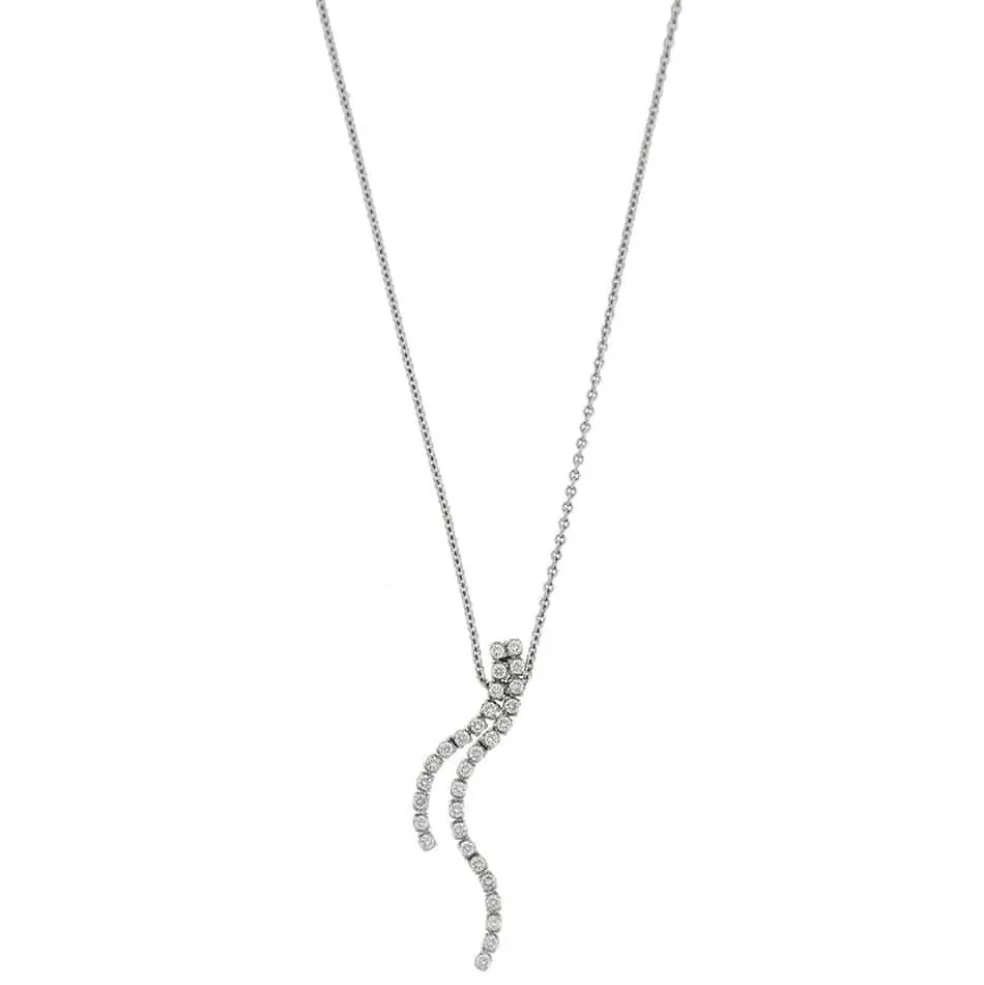 Collier avec pendentif et diamants