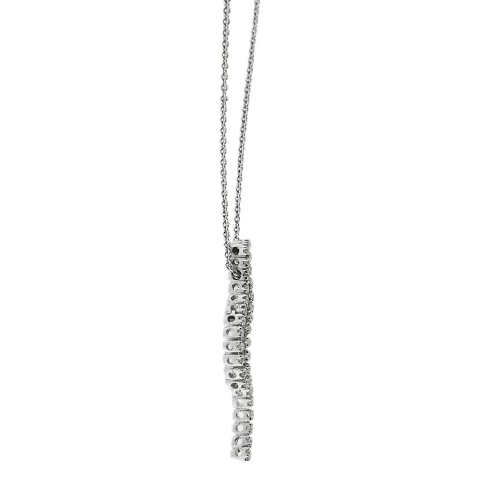 Collier avec pendentif et diamants
