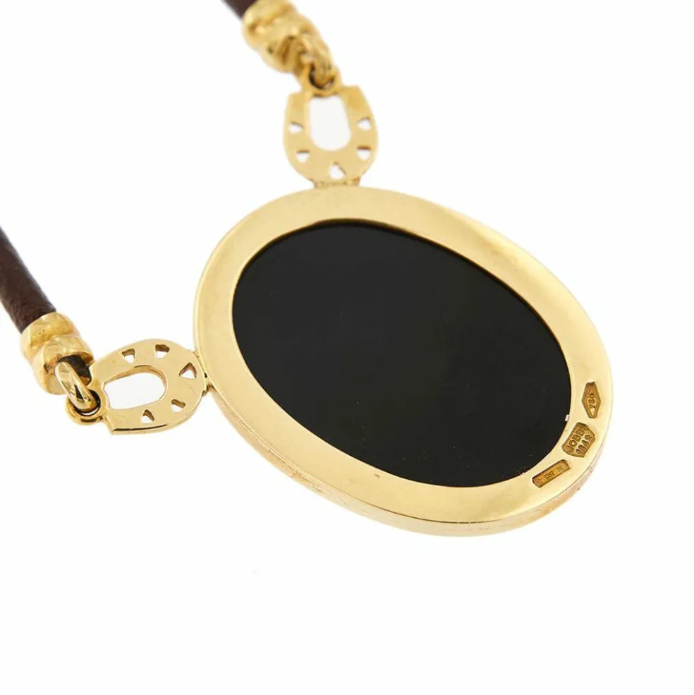 Collier camée