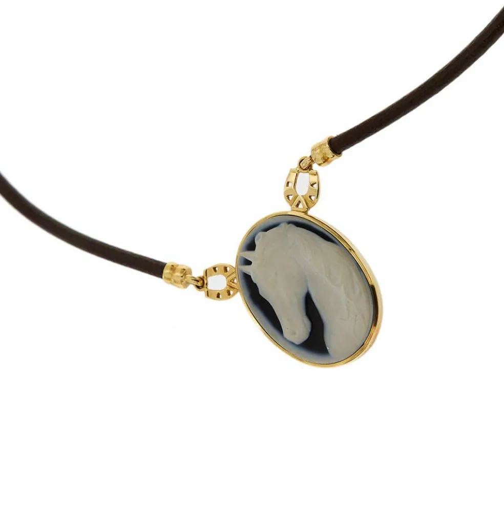 Collier camée