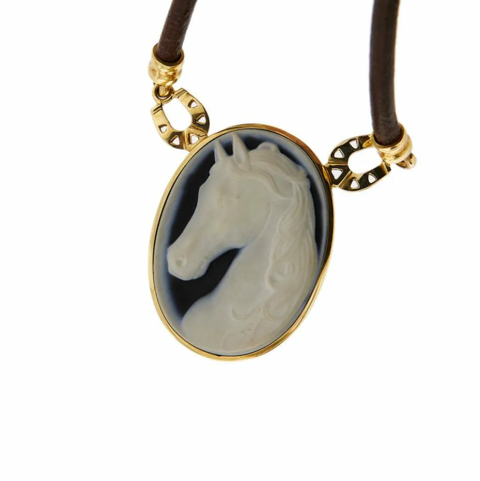 Collier camée