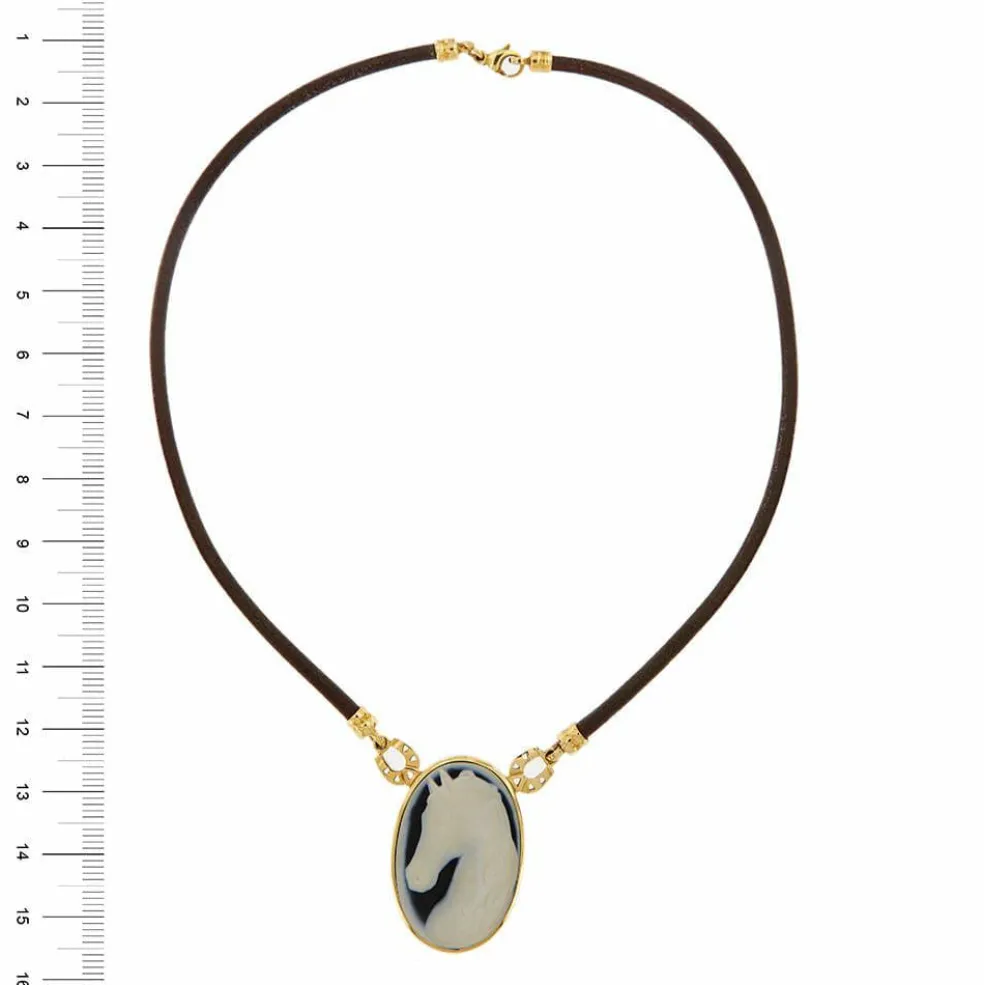 Collier camée