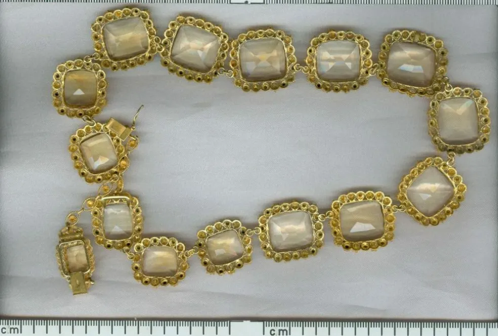 Collier cannetille or, pierres citrines