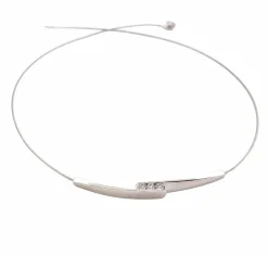 Collier câble or blanc et trilogie de diamants
