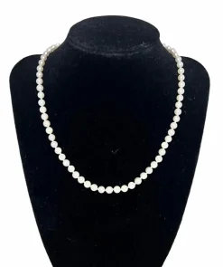 Collier Chocker 69 Perles de Culture Akoya fermoir or 41,5 Cm