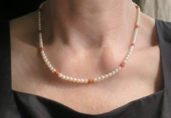 Collier choker or rose perles de culture Akoya corail