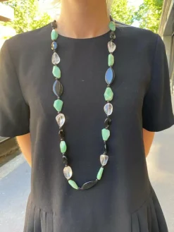 Collier chrysoprase, cristal de roche, jais, onyx