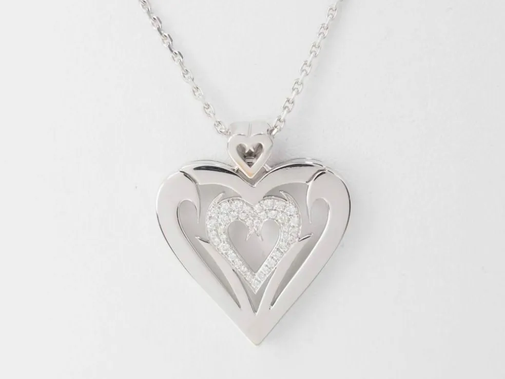 Collier coeur en or blanc et diamants