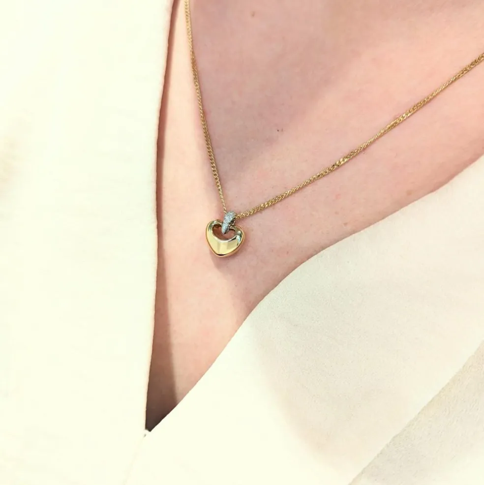 Collier coeur en or jaune et diamants