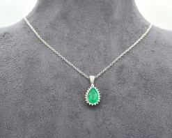 Collier colombien d'émeraudes et de diamants