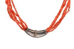 Collier corail et fermoir en argent