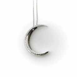 Collier croissant de lune en or blanc 18 carats
