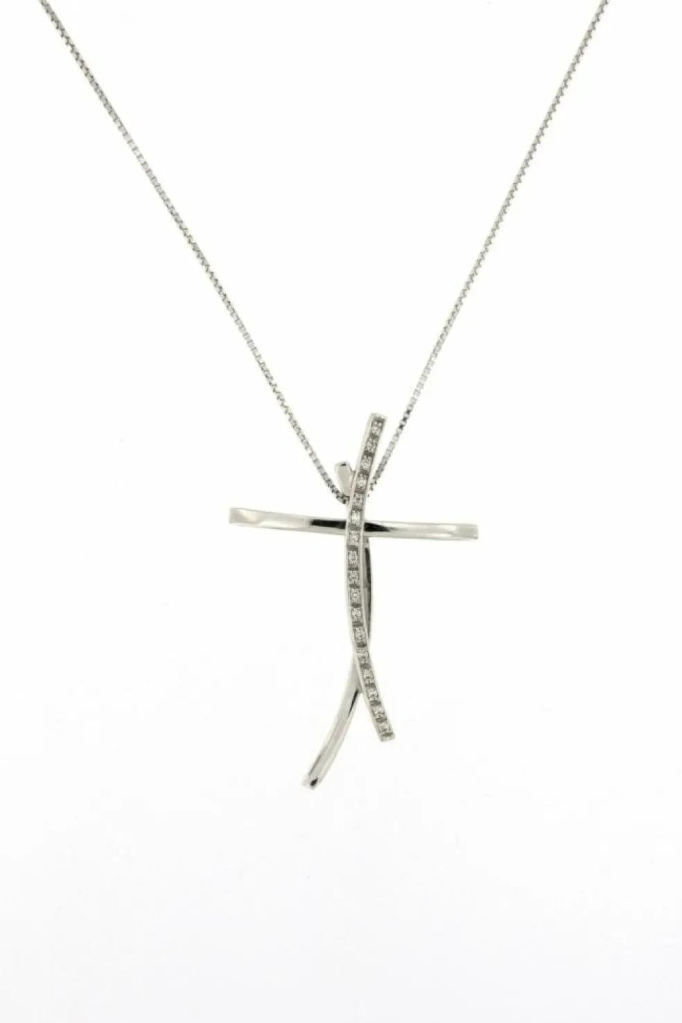 Collier croix et diamants