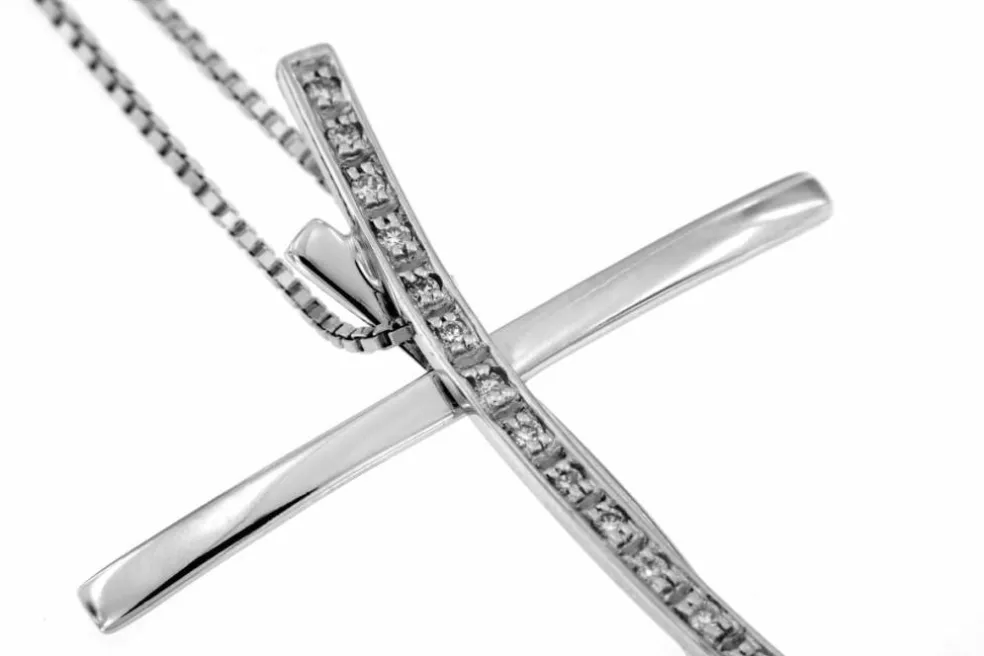 Collier croix et diamants