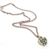 Collier croix tsavoritas