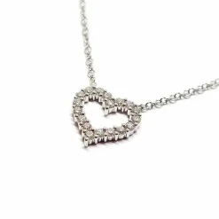 Collier cœur en or blanc, diamants