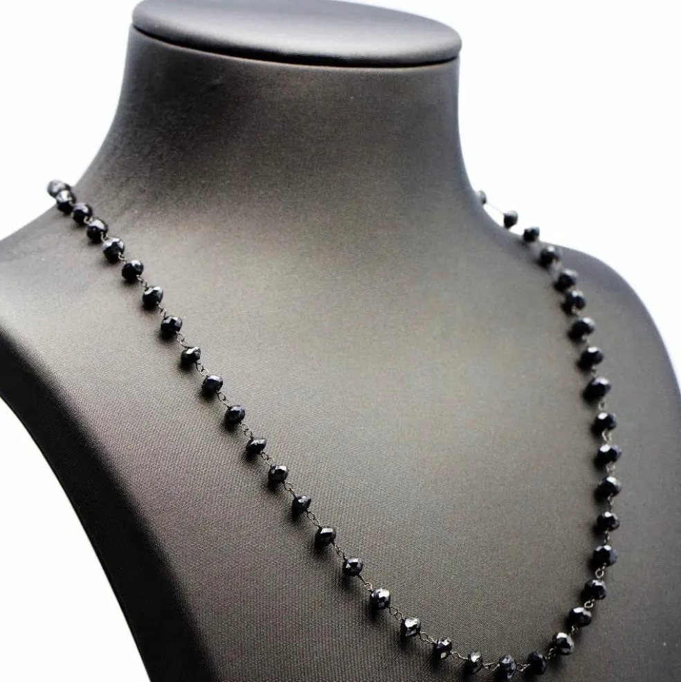Collier de diamants noirs