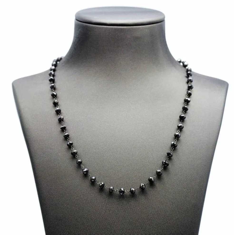 Collier de diamants noirs