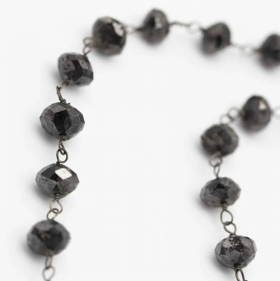 Collier de diamants noirs