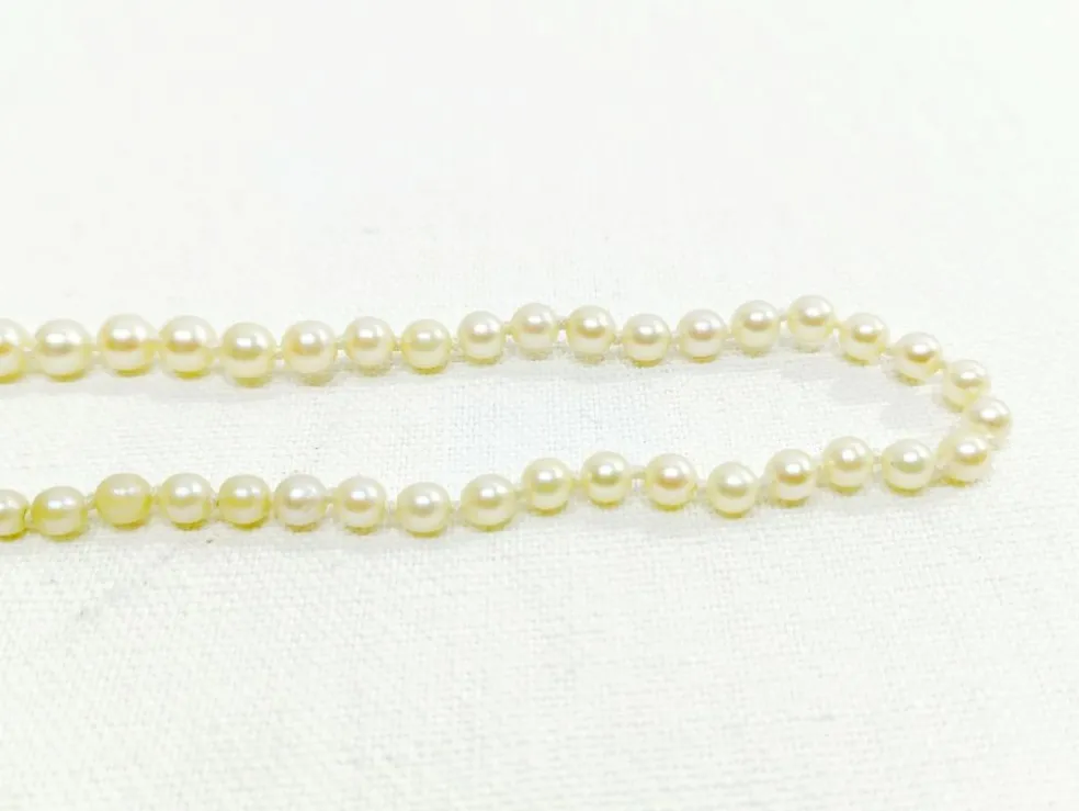 Collier De Perles