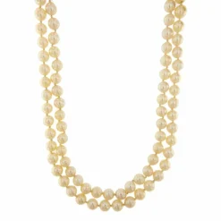 Collier de perles à deux rangs