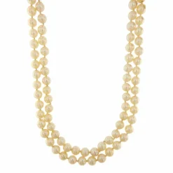 Collier de perles à deux rangs