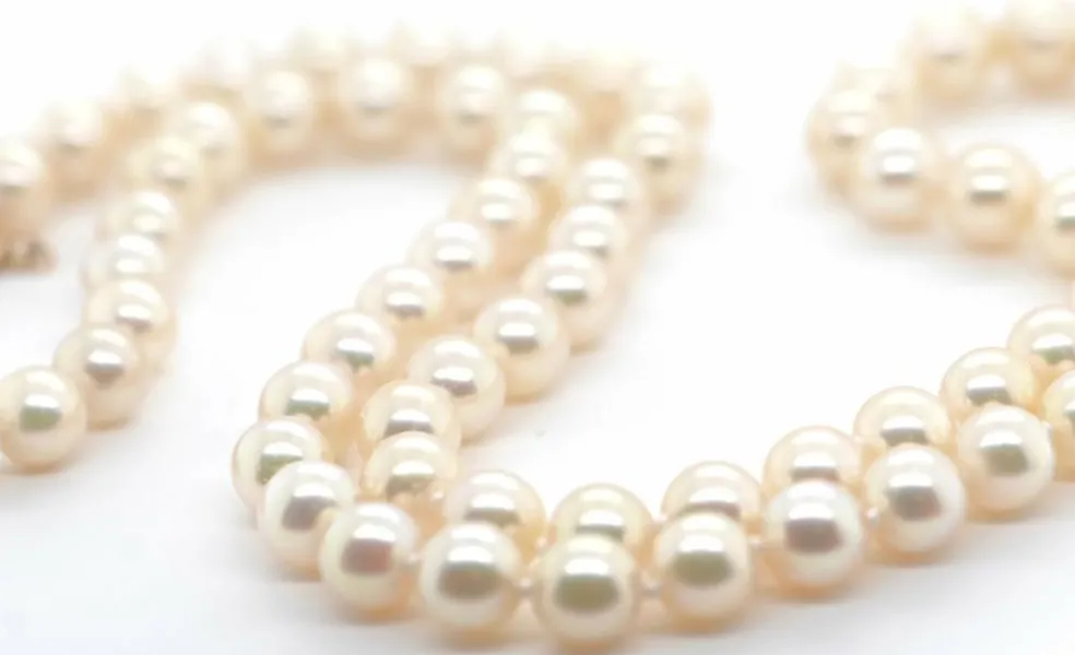 Collier de perles de culture blanches