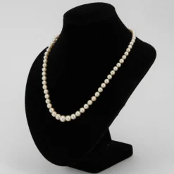 Collier de perles de culture en chute