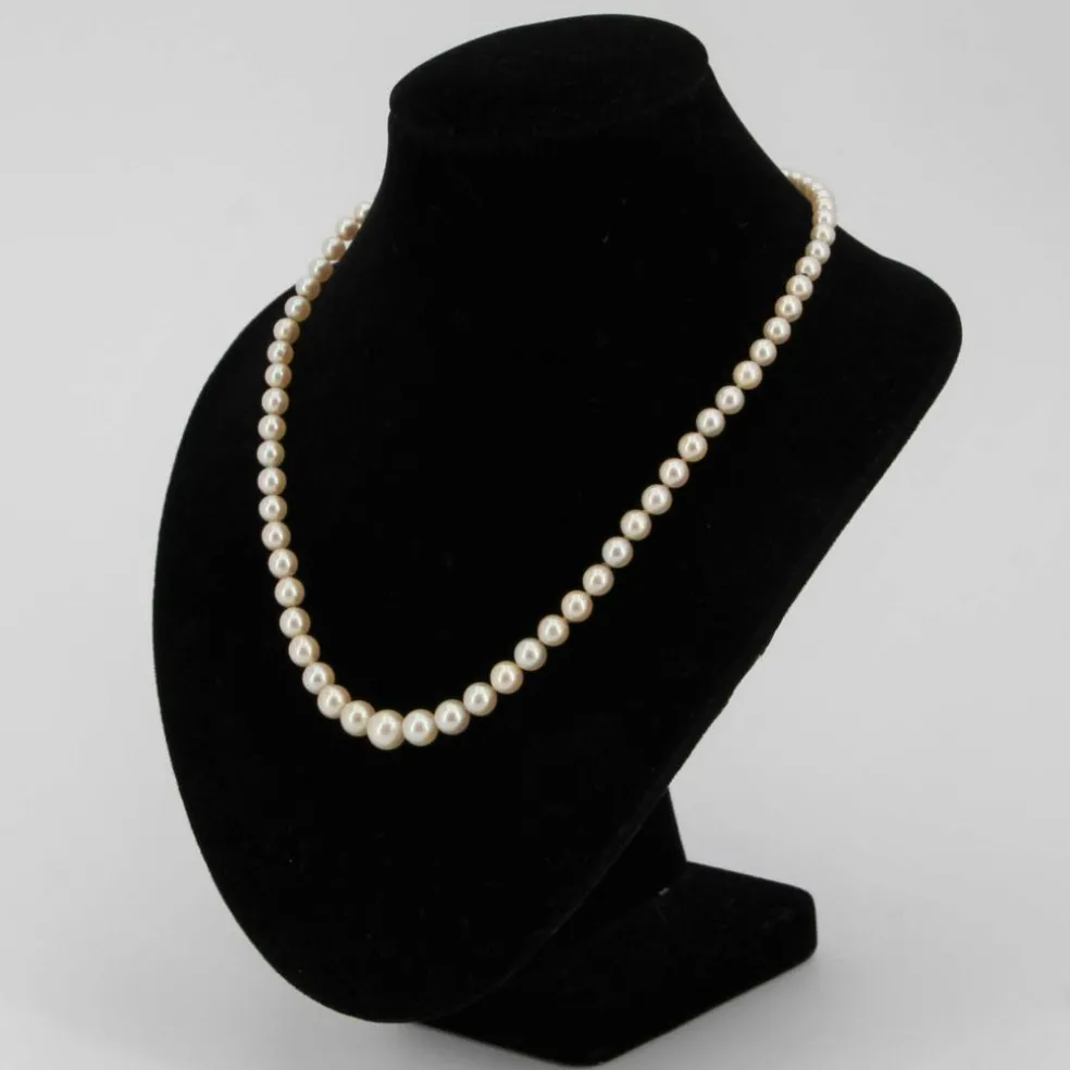 Collier de perles de culture en chute